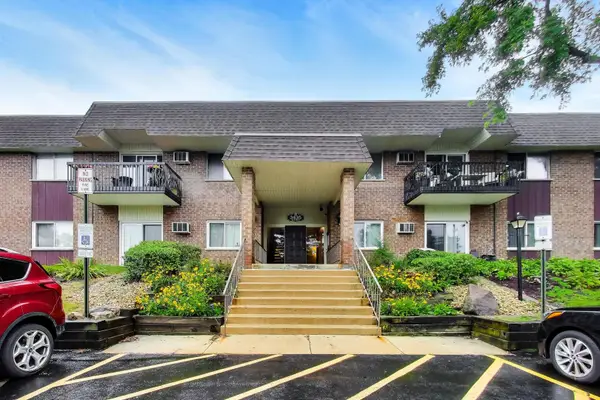3425 83rd Street #D18, Woodridge, IL 60517