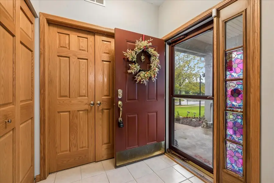39581 N Cambridge Boulevard, Beach Park, IL 60083 - #2