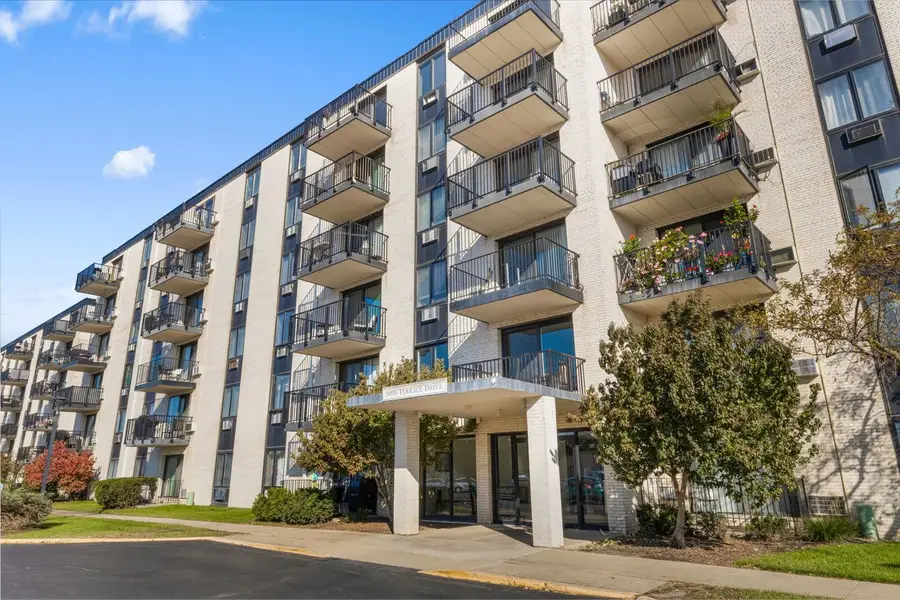 9098 W Terrace Drive #6E, Niles, IL 60714 - #2