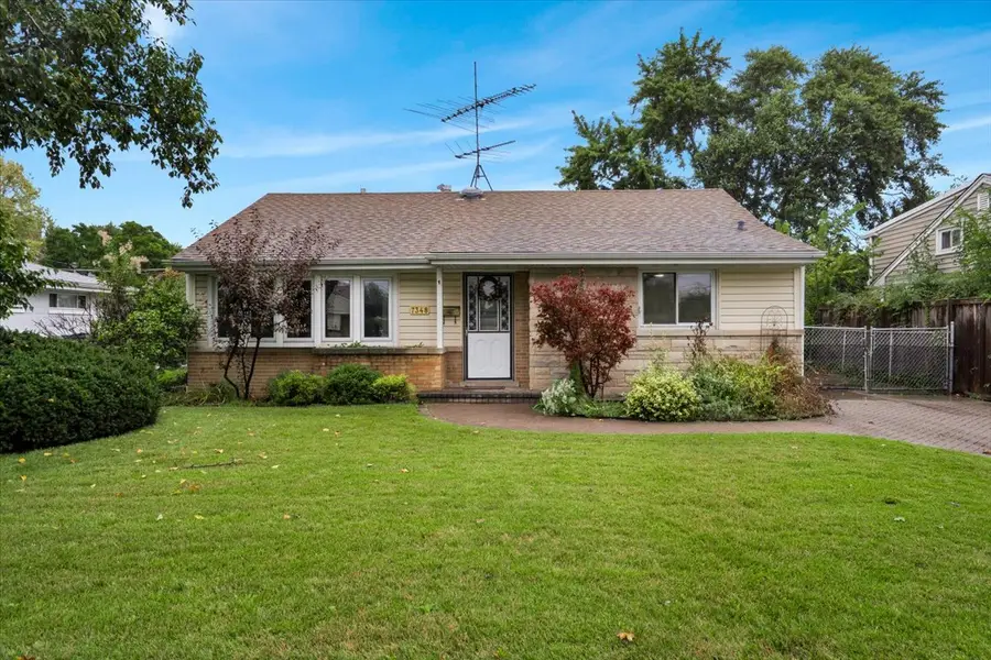 7348 Davis Street, Morton Grove, IL 60053 - #2