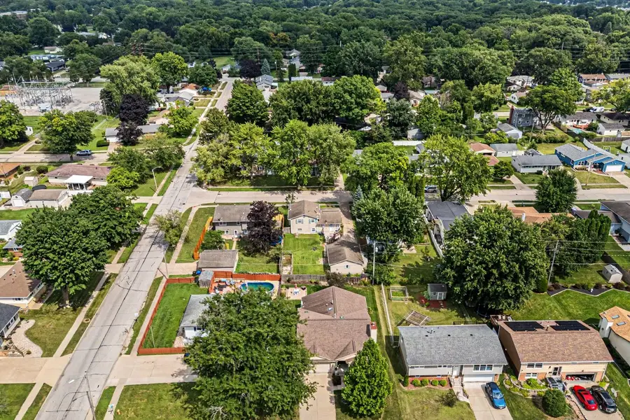 3506 35th Street, Moline, IL 61265 - #2