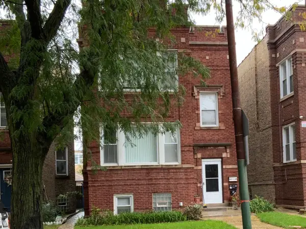 5236 W Montrose Avenue, Chicago, IL 60641