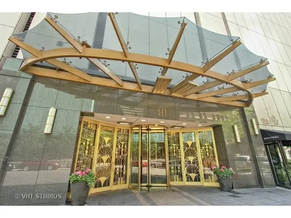 111 E Chestnut Street #46A, Chicago, IL 60611