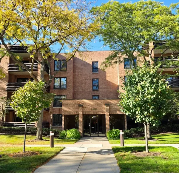 1066 Shermer Road #43, Northbrook, IL 60062