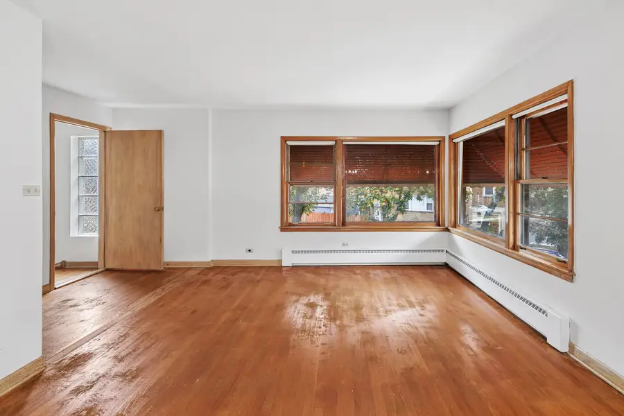 6046 W Miami Avenue, Chicago, IL 60646 - #2