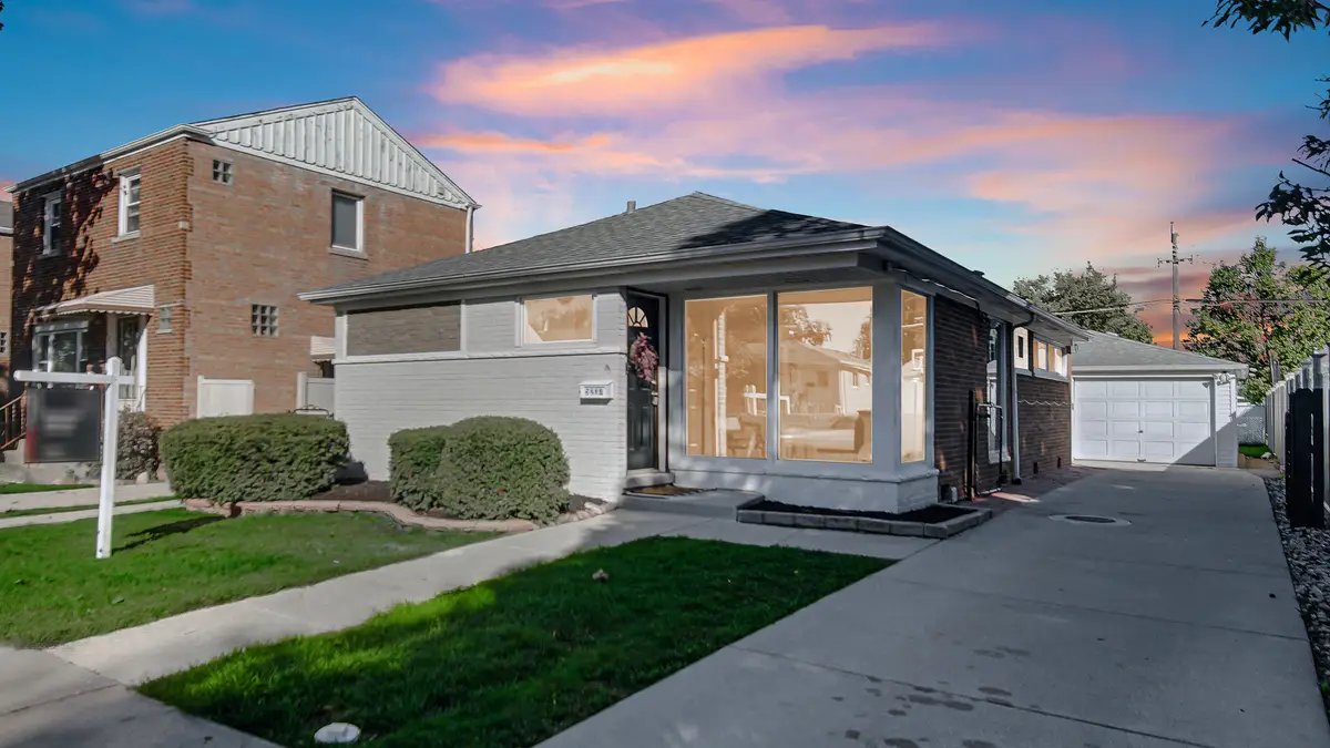 5237 S Natoma Avenue, Chicago, IL 60638 - #1