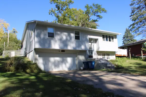 411 Holland Street, LeClaire, IA 52753