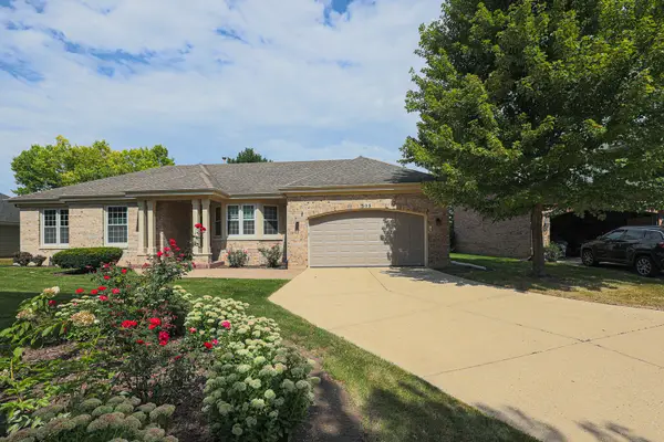 305 Torrington Drive, Bloomingdale, IL 60108