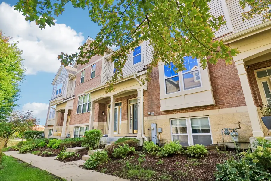 905 Indigo Court, Hanover Park, IL 60133 - #3