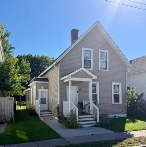 1553 W 17th Street, Davenport, IA 52804 - #1