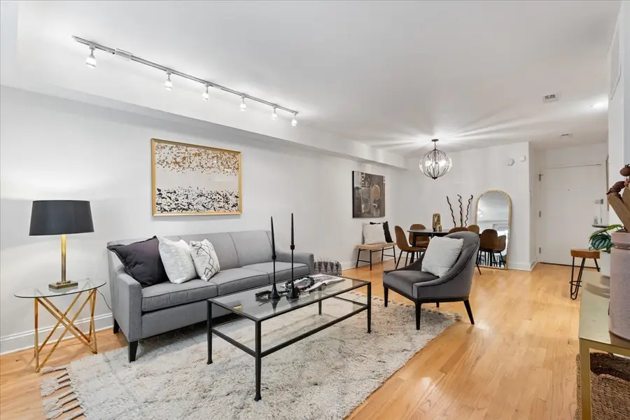 2045 N Larrabee Street #7102, Chicago, IL 60614 - #2