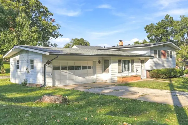 116 Shady Lane, Dixon, IL 61021