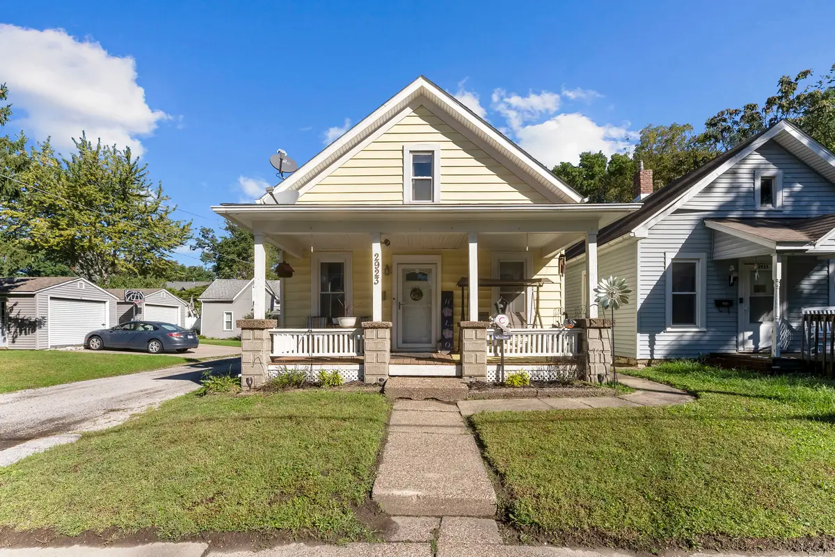 2923 13th Avenue, Rock Island, IL 61201 - #1