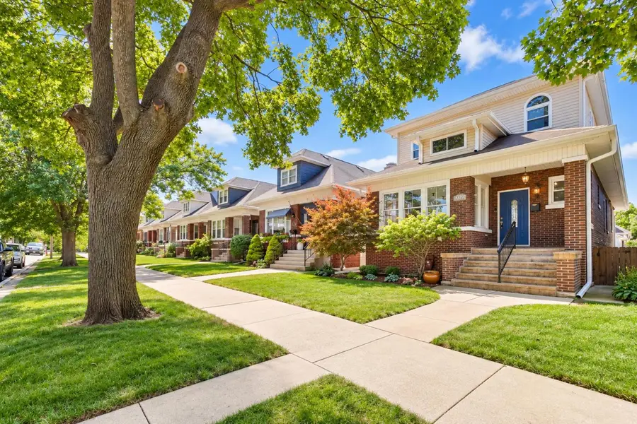 4920 N Keeler Avenue, Chicago, IL 60630 - #3