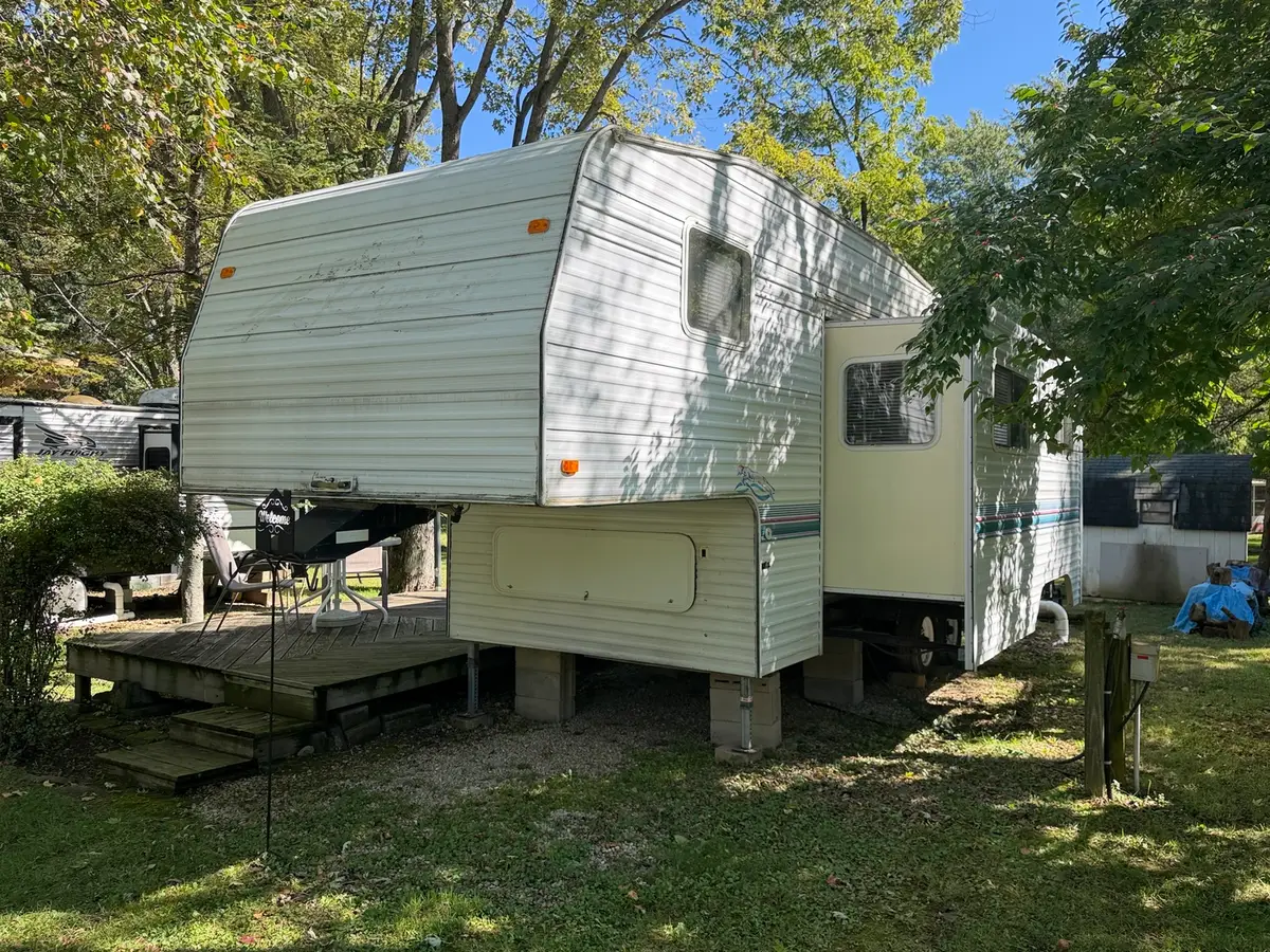 24-33 Woodhaven Lakes, Sublette, IL 61367 - #1