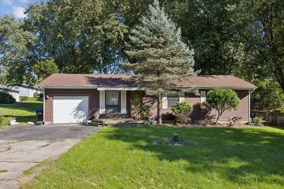 2514 S Maplewood Drive, Wonder Lake, IL 60097 - #1