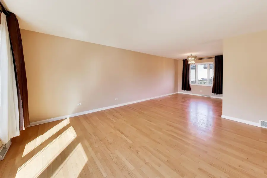 9241 N Callero Drive, Niles, IL 60714 - #3