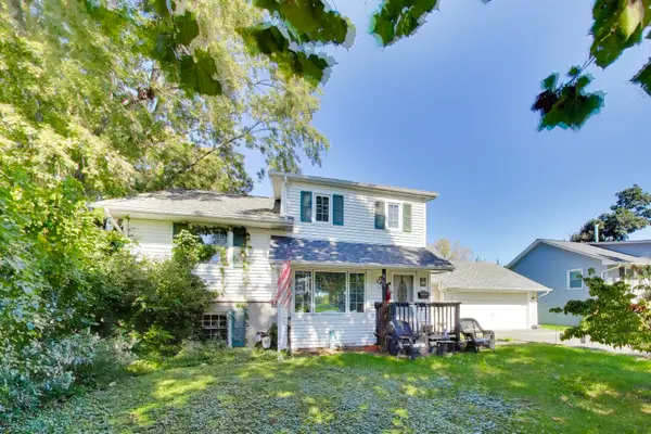 1637 Beecher Avenue, Wheaton, IL 60187