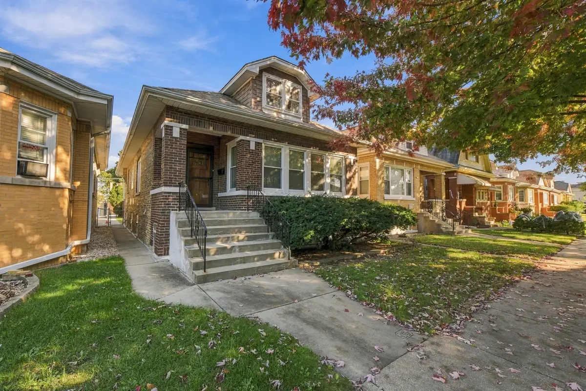 2839 N Luna Avenue, Chicago, IL 60641 - #1