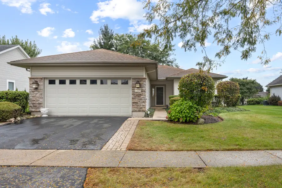 13199 W Essex Lane, Huntley, IL 60142 - #2