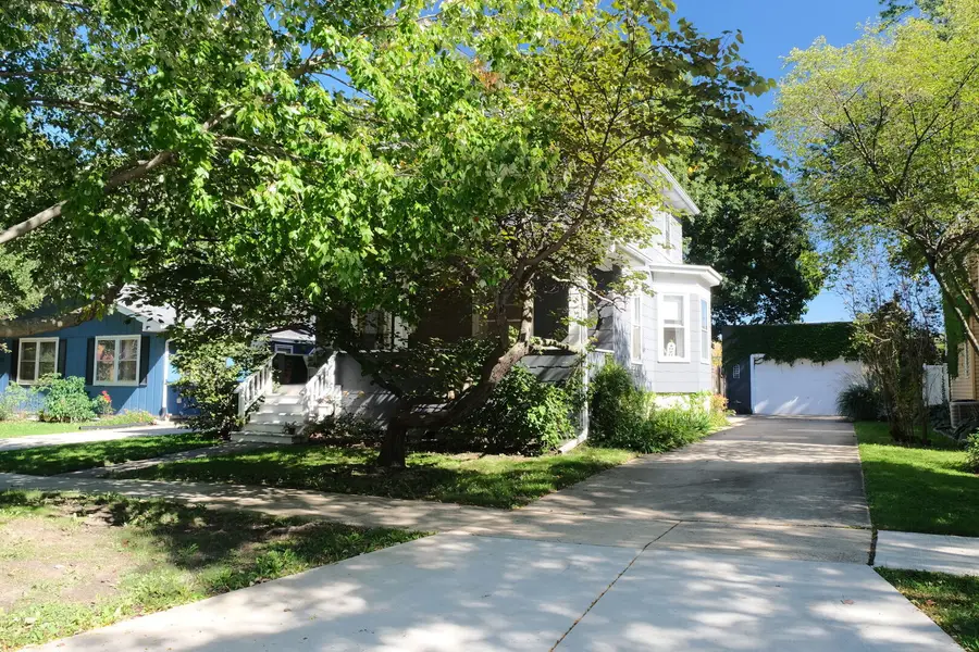 207 Sophia Street, West Chicago, IL 60185 - #2
