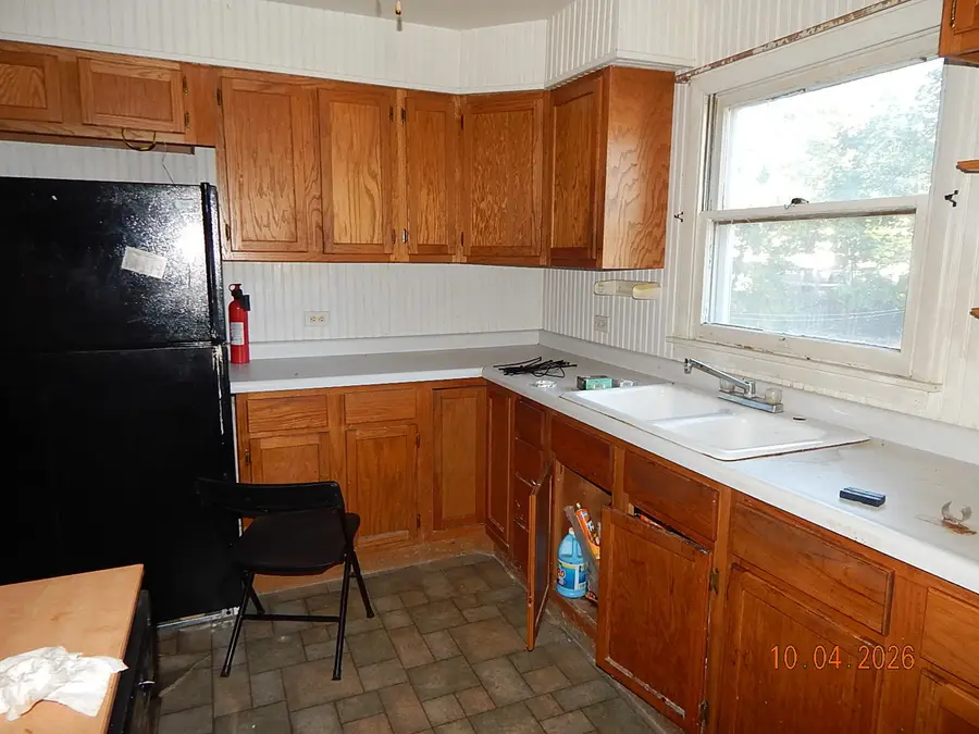 723 S 12th Street, Clinton, IA 52732 - #2