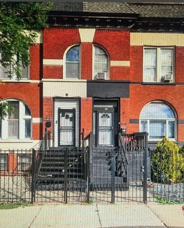 2854 W Warren Boulevard, Chicago, IL 60612