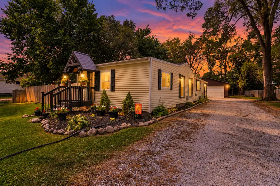 9590 115th Street, Blue Grass, IA 52726 - #2