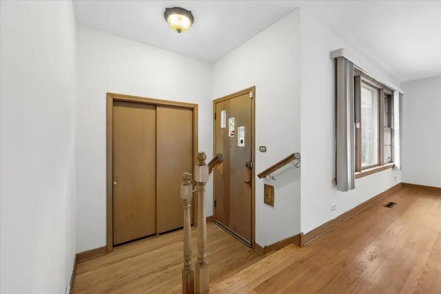 10300 Milford, Westchester, IL 60154 - #3