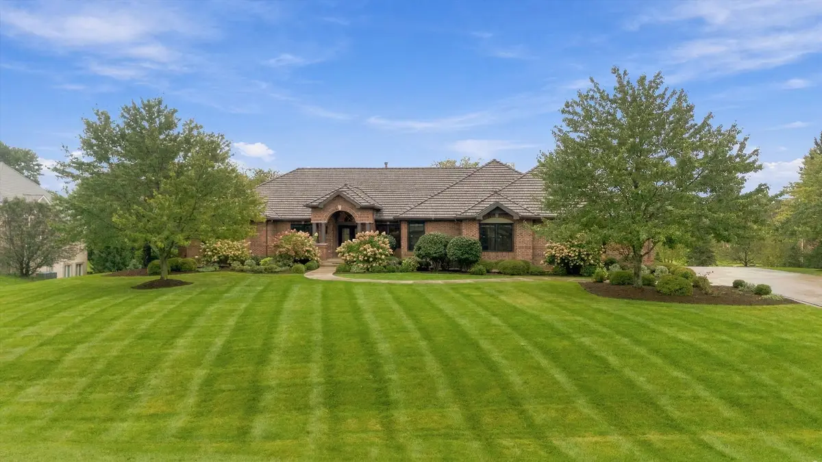 955 Livingston Lane, Inverness, IL 60010 - #1