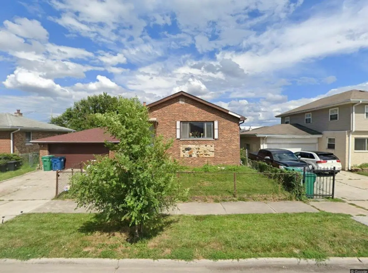 15233 8th Avenue, Phoenix, IL 60426 - #1