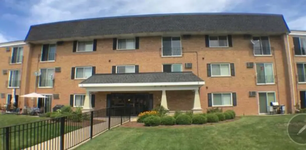 580 E Lawrence Avenue #102, Roselle, IL 60172 - #1