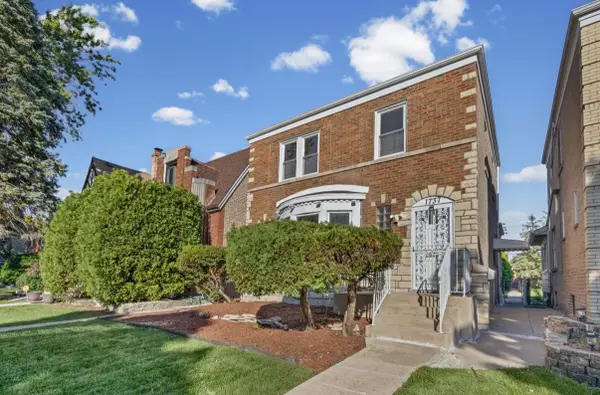 1737 N Sayre Avenue, Chicago, IL 60707