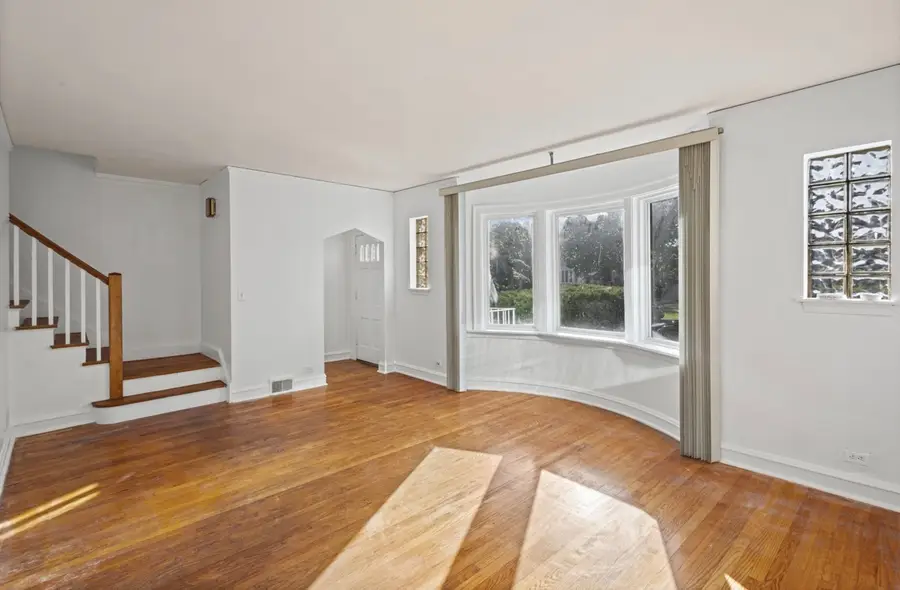 1737 N Sayre Avenue, Chicago, IL 60707 - #2