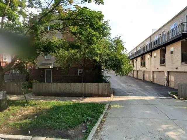 3951 W Ainslie Street #10, Chicago, IL 60625 - #2