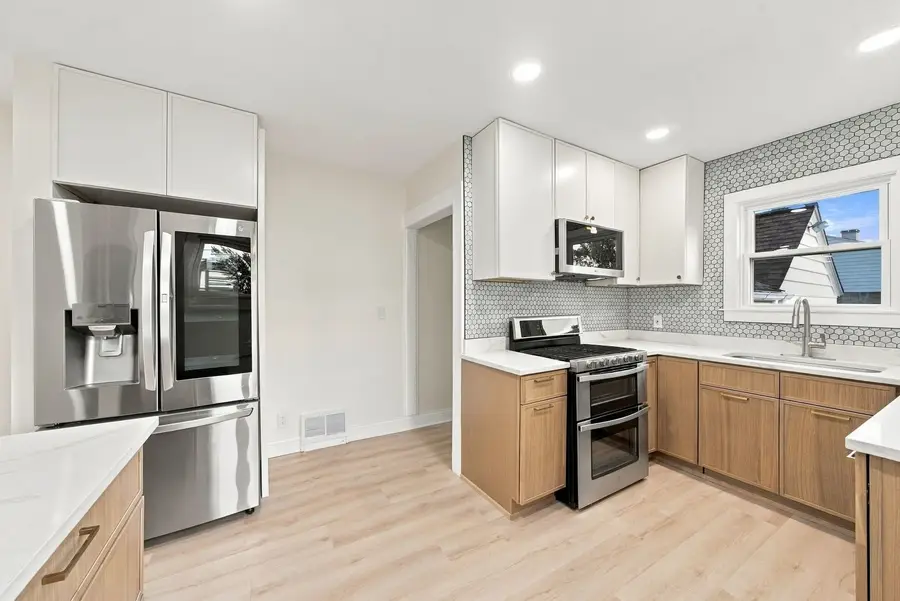 3 S South Elgin Boulevard, South Elgin, IL 60177 - #3