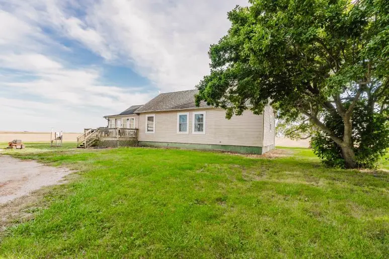 6528 Lilac Road, Clinton, IL 61727 - #1