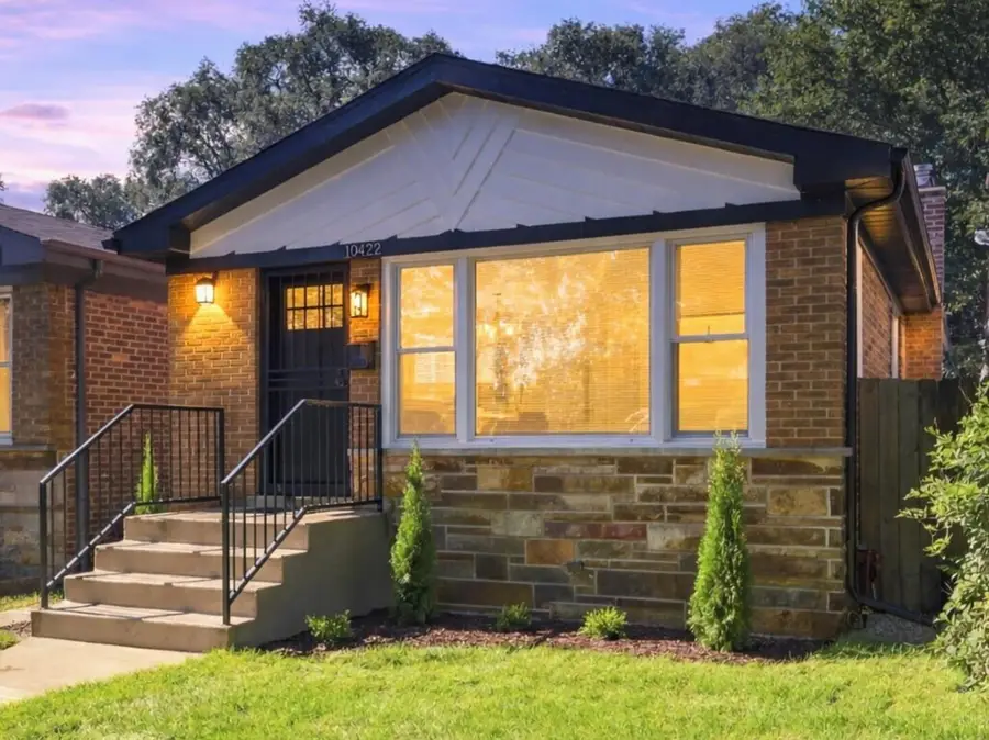 10422 S Green Bay Avenue, Chicago, IL 60617 - #2