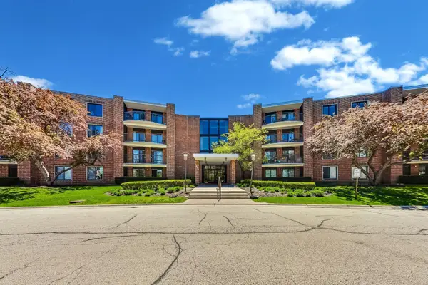 1415 E Central Road #222C, Arlington Heights, IL 60005
