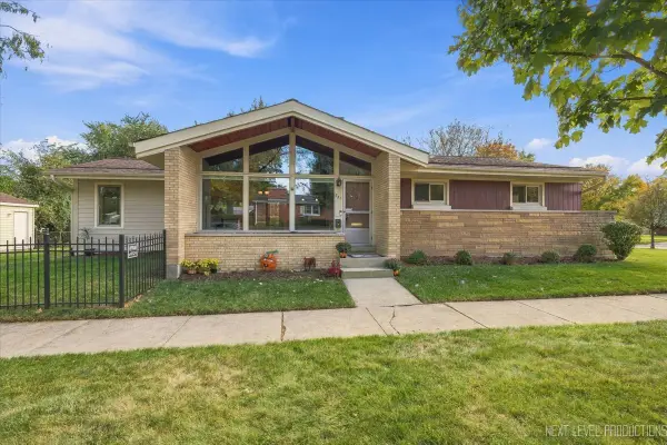 331 E View Street, Lombard, IL 60148