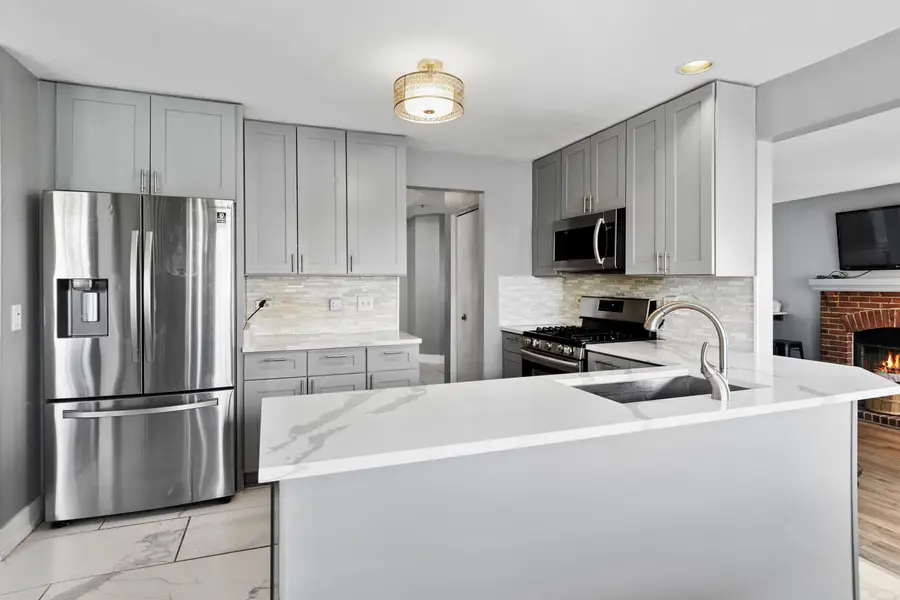 909 Brompton Circle, Bolingbrook, IL 60440 - #3