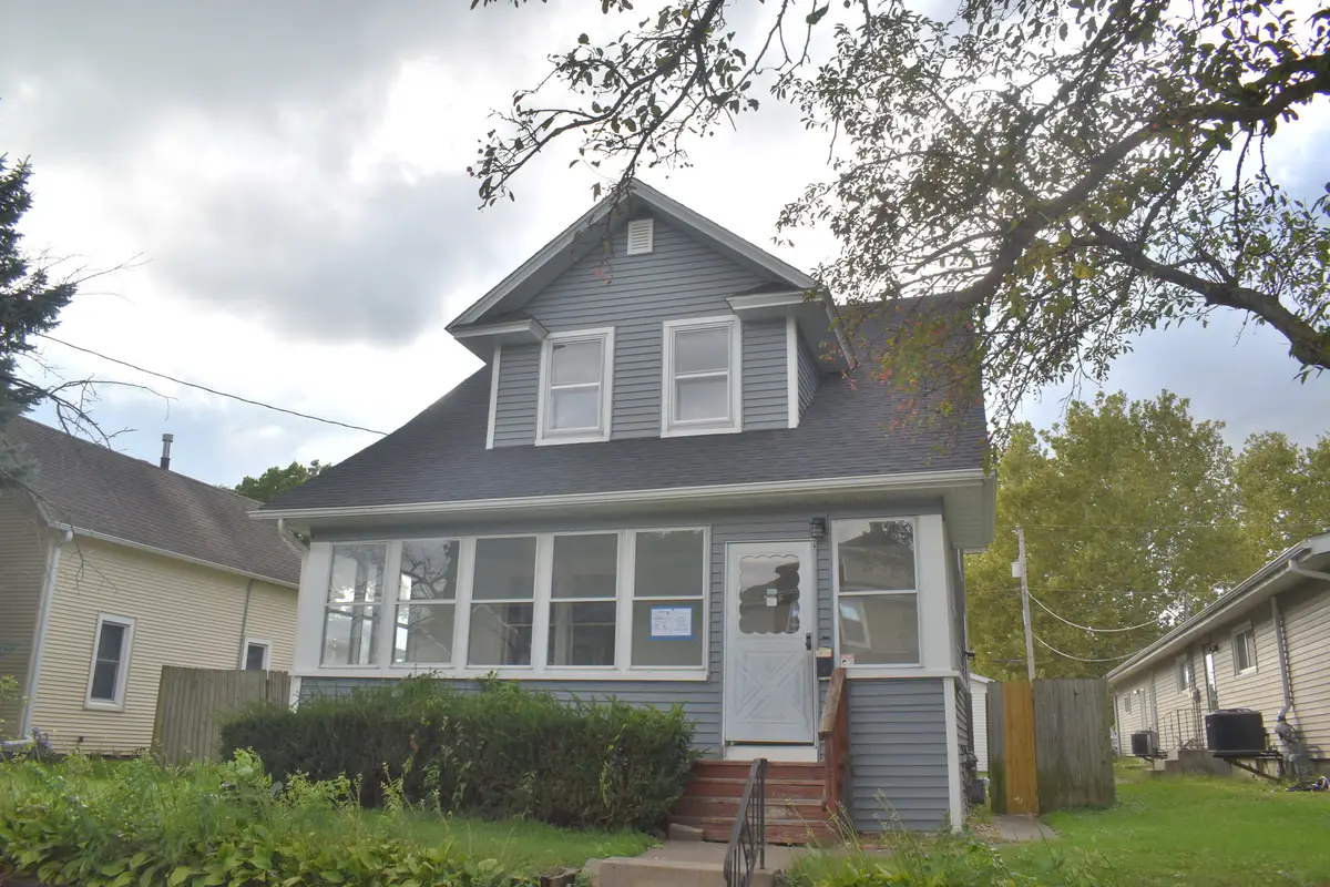 1841 2nd Street, Moline, IL 61265 - #1