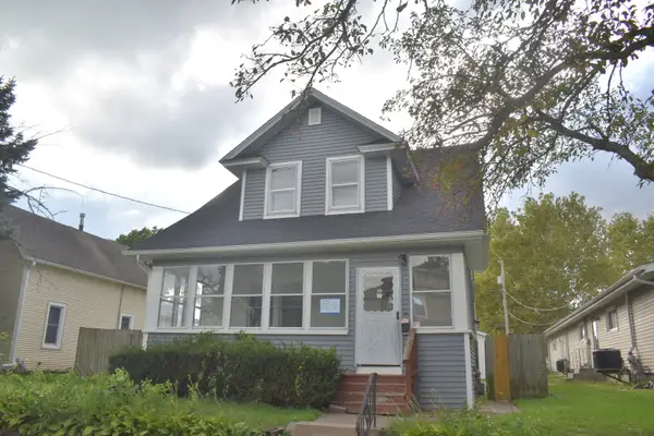 1841 2nd Street, Moline, IL 61265