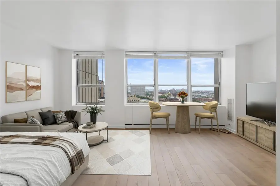 655 W Irving Park Road #1211, Chicago, IL 60613 - #2