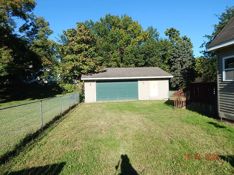 272 22nd Place, Clinton, IA 52732 - #3