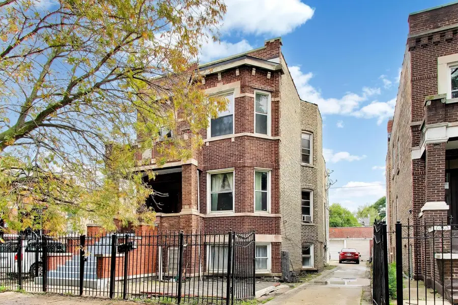 1623 N Tripp Avenue, Chicago, IL 60639 - #2
