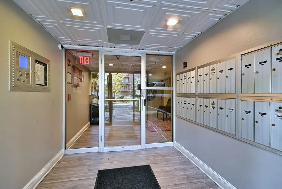 820 Graceland Avenue #505, Des Plaines, IL 60016 - #2