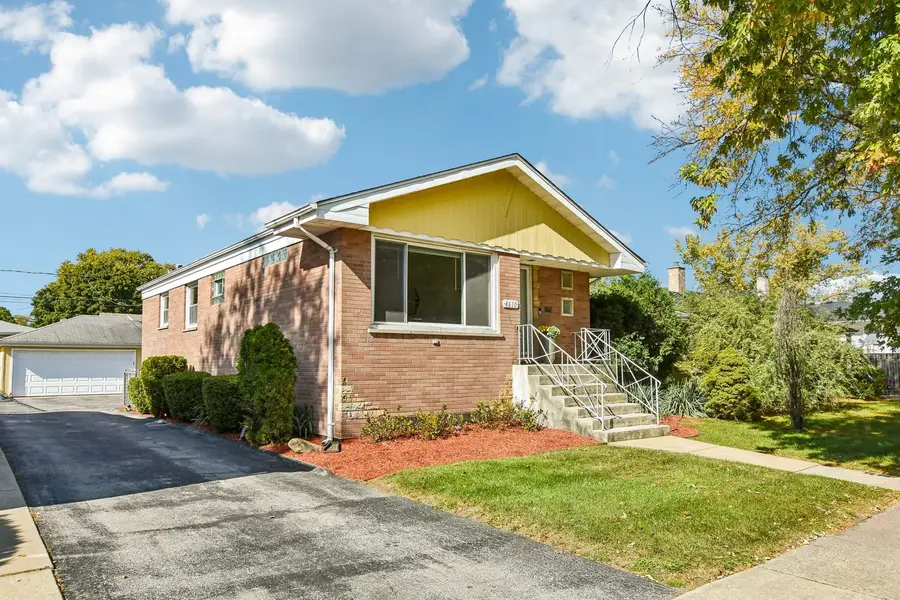 4610 Dubois Boulevard, Brookfield, IL 60513 - #2
