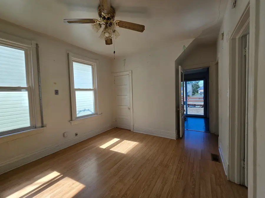 4602 N Karlov Avenue, Chicago, IL 60630 - #2