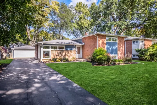 252 W Pleasant Hill Boulevard, Palatine, IL 60067